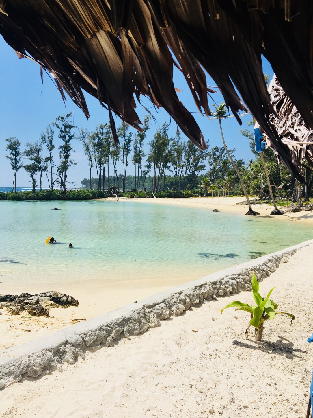 Etons beach Port Vila 